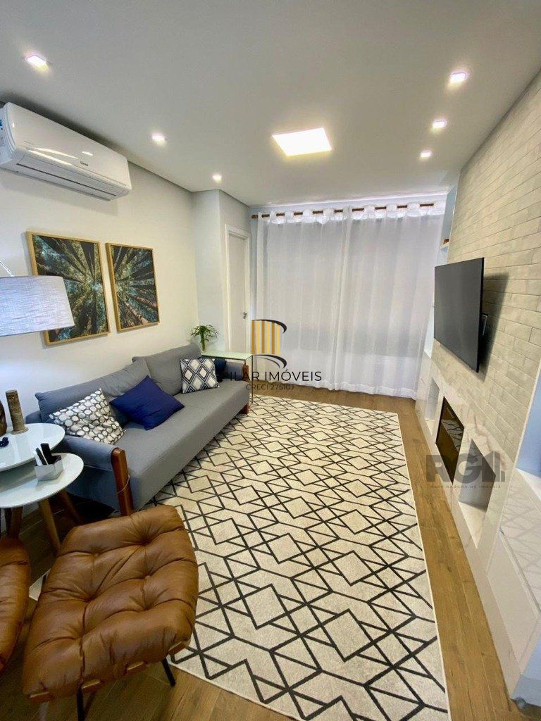 Casa 3 dormitórios no bairro Teresópolis