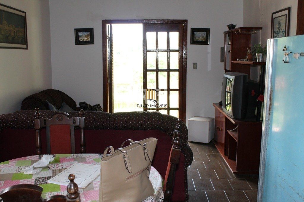 Sítio para Venda - 100m², 3 dormitórios, 9 vagas - Pinheiro