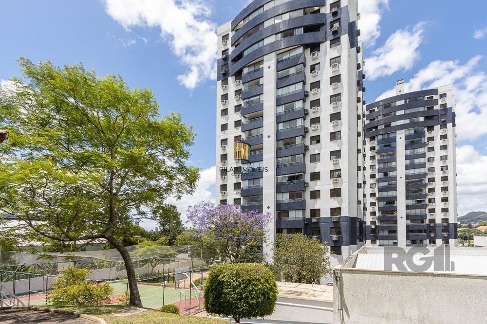 Apartamento com 3 dormitórios  na Zona Sul de Porto Alegre RS.