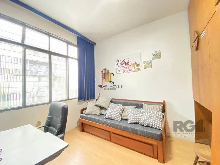 Casa de 2 dormitórios no bairro Sarandi