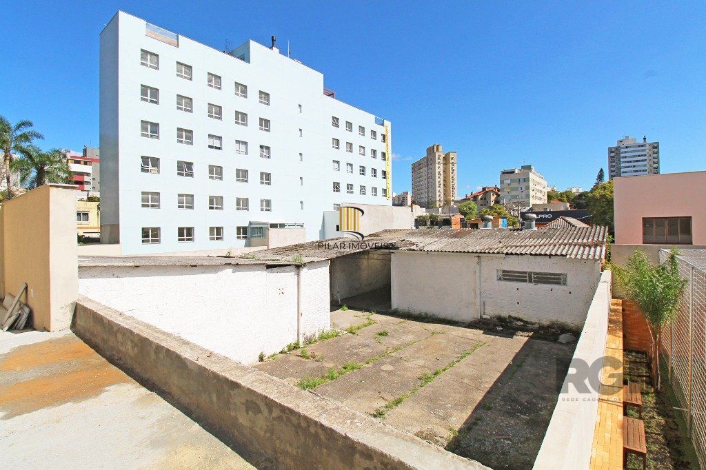 Apartamento 3 dorms à venda Rua Roque Calage, Passo da Areia - Porto Alegre