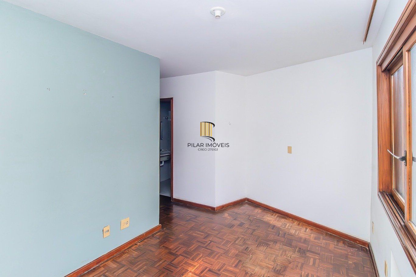 Apartamento de 2 dormitórios e 94m² à venda em Petrópolis, Porto Alegre.