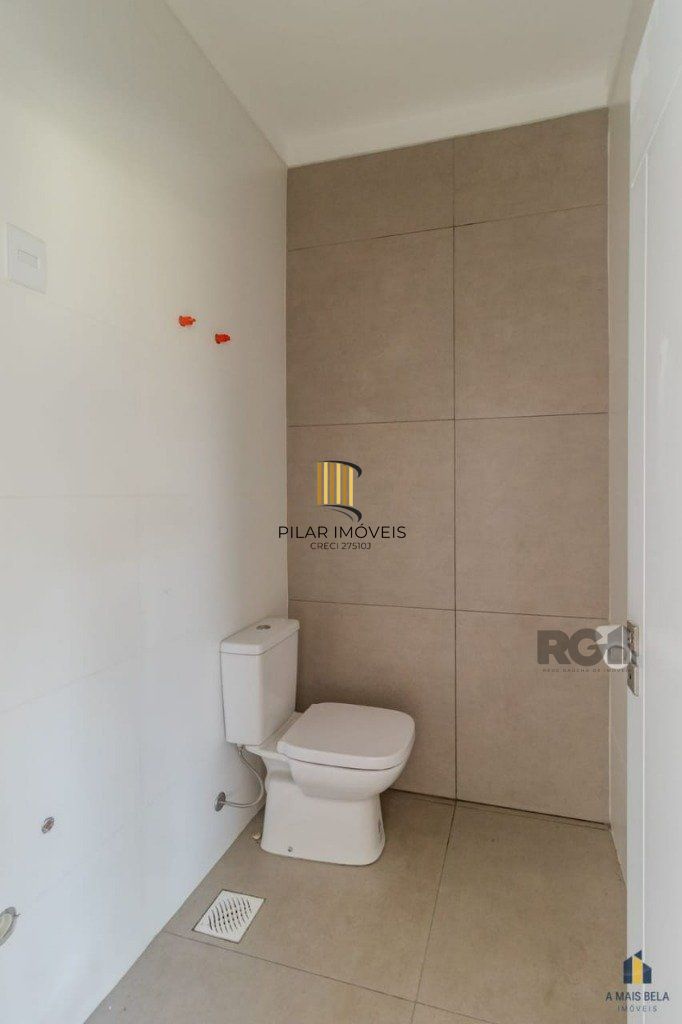 Casa Condominio 5 Dormitório(s) Bairro Praia da Cal