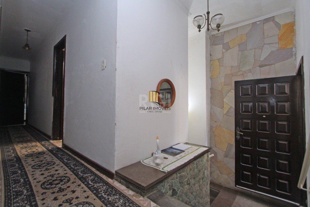 Casa para Venda - 160m², 4 dormitórios, sendo 1 suites, 3 vagas - Medianeira