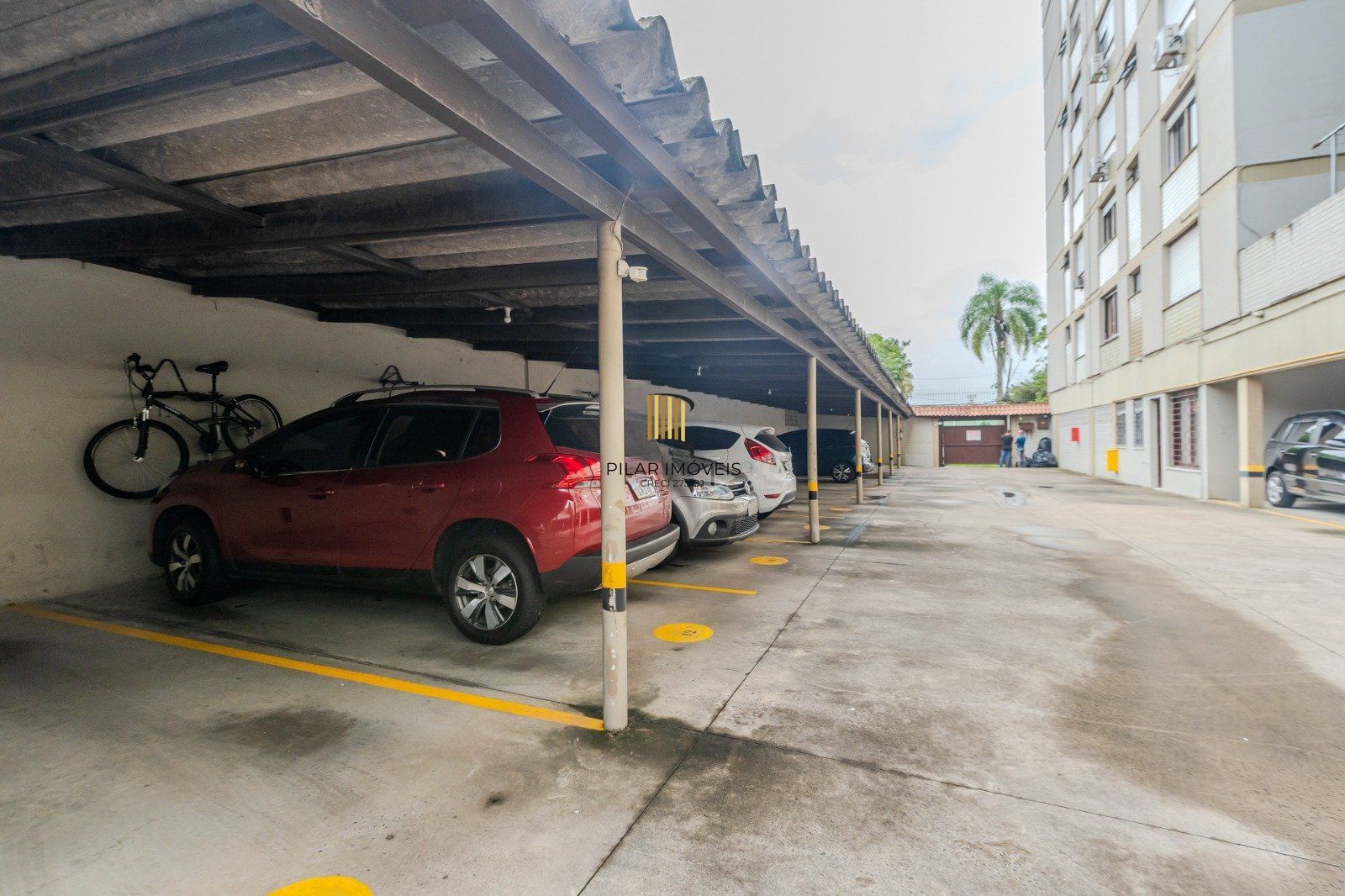 Apartamento de 3 dormitórios á venda no Bairro Cristal, Porto Alegre