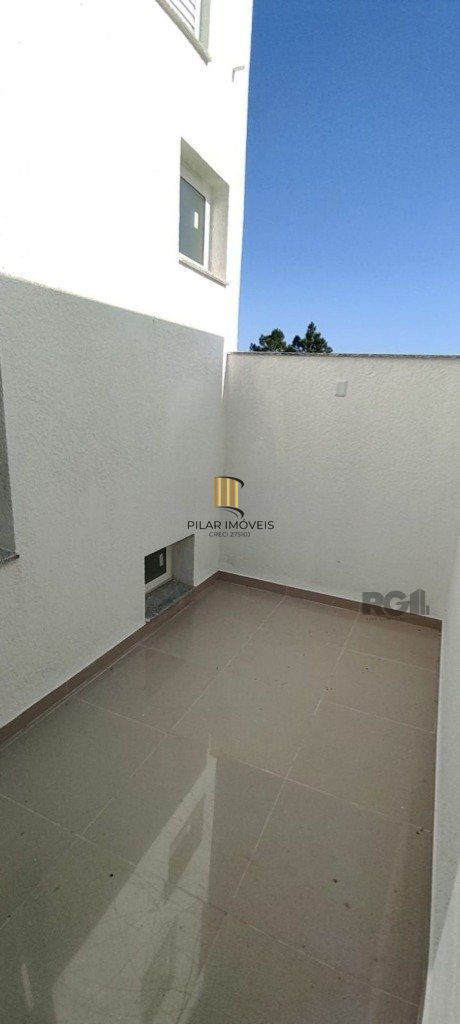 Casa de 3 dormitórios no bairro Hípica