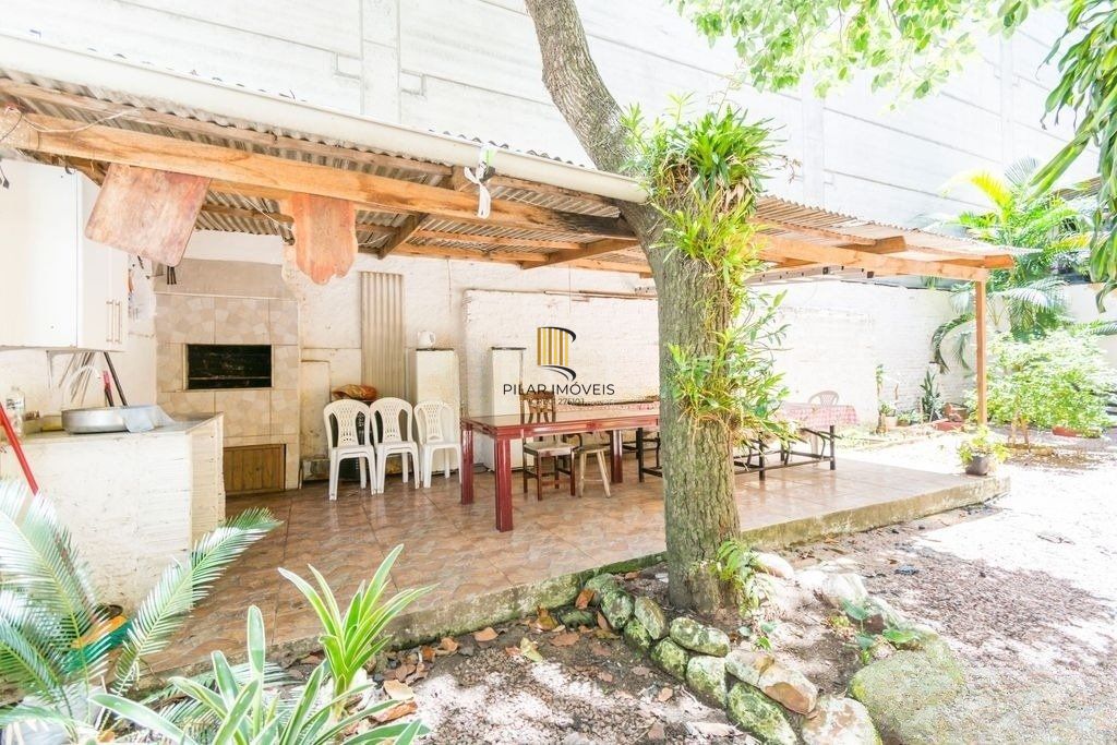 Apartamento 85m² - 3 dormitórios, sacada, churrasqueira no bairro Cidade Baixa
