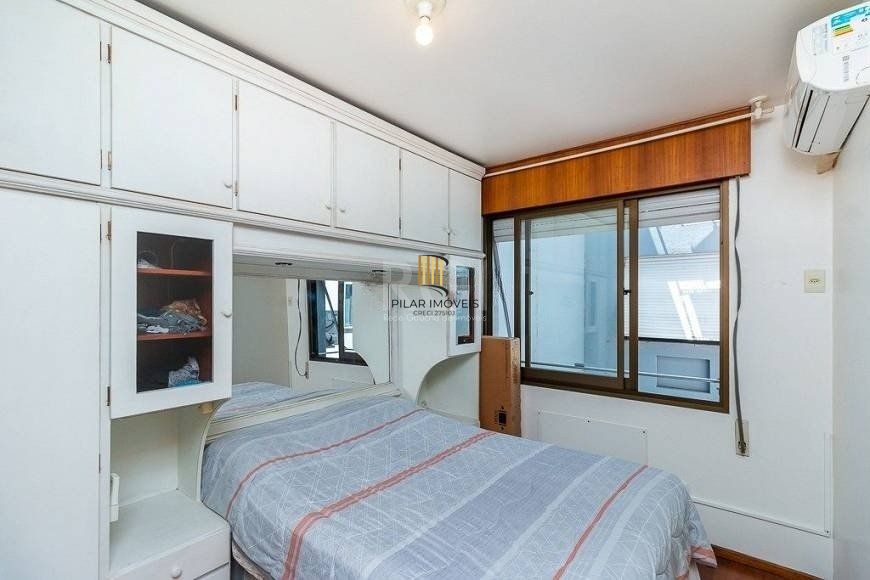 Apartamento para Venda - 43m², semi mobiliado, 1 dormitório, churrasqueira e 1 vaga de garagem no bairro Partenon