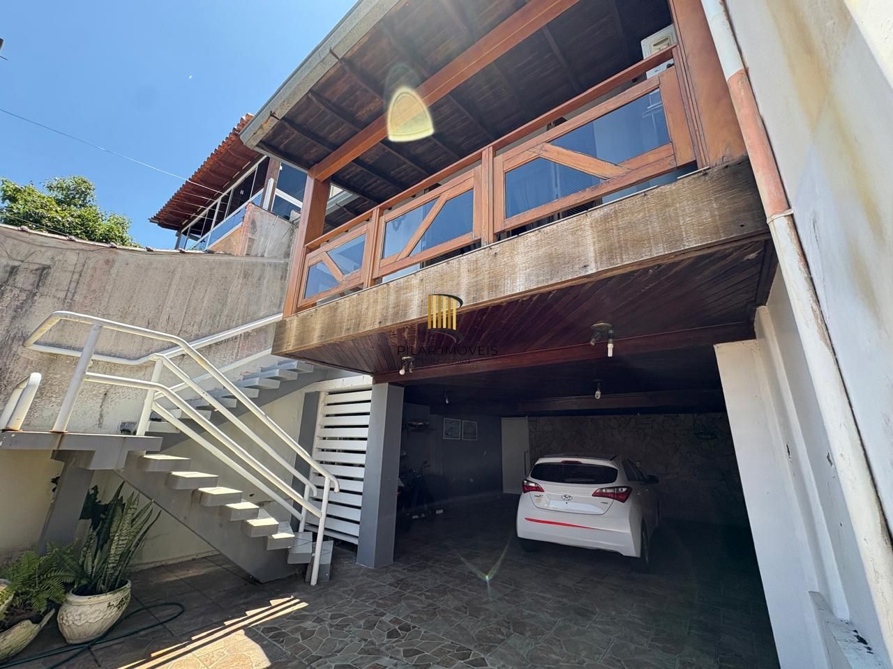 Casa residencial, 2 dormitórios no bairro Glória - Pilar Imóveis