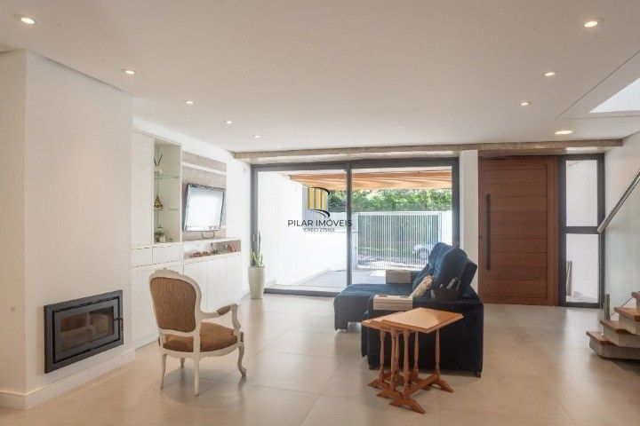 Casa 3 dormitórios no bairro Jardim Isabel