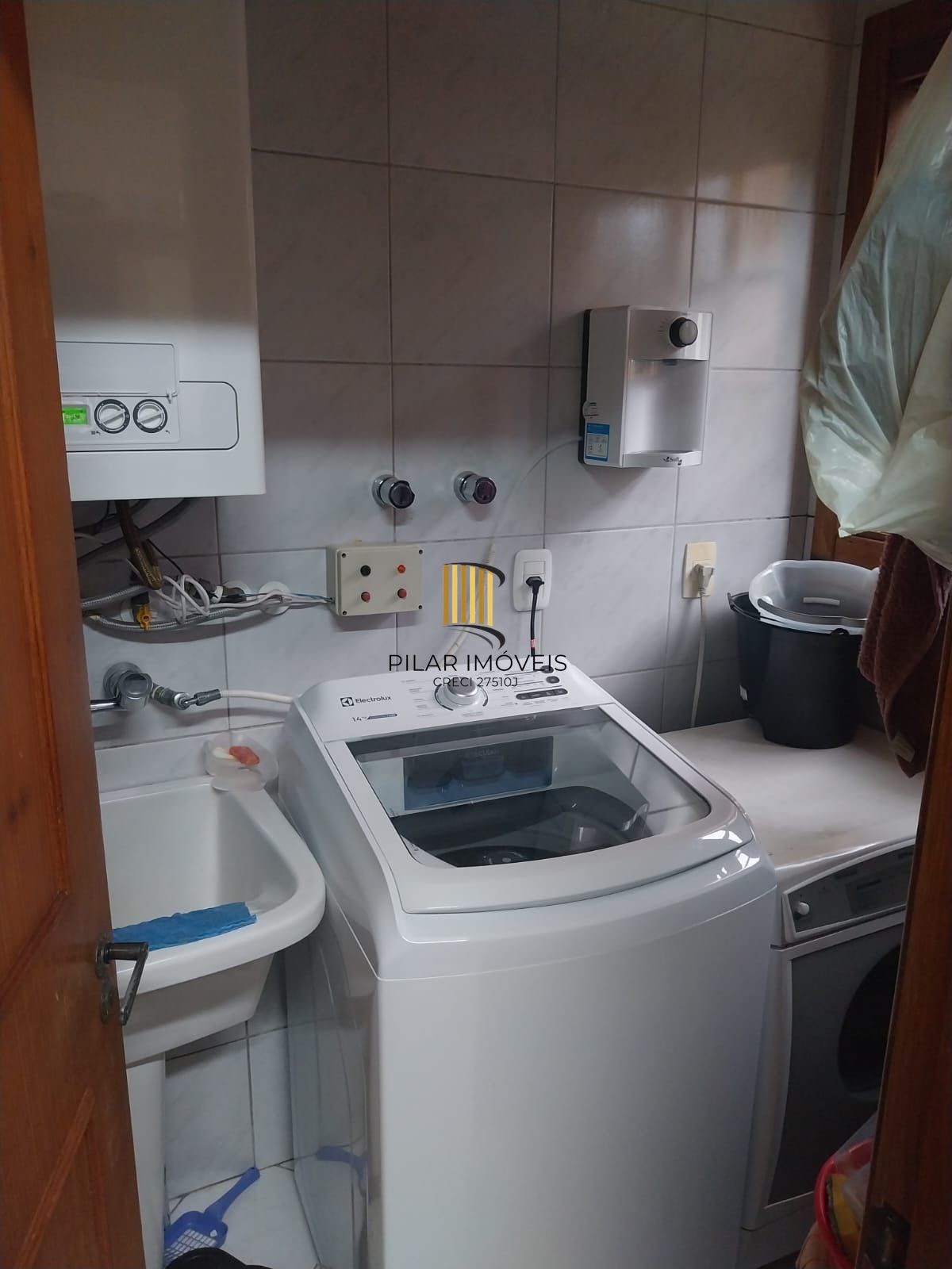 Apartamento Mobiliado com 2 dorm., 02 vagas à Venda no Bairro Planalto em Gramado