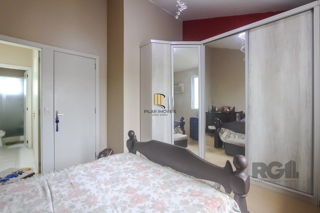 Casa em condomínio, 77m², 2 dormitórios e 2 vagas no bairro Humaitá