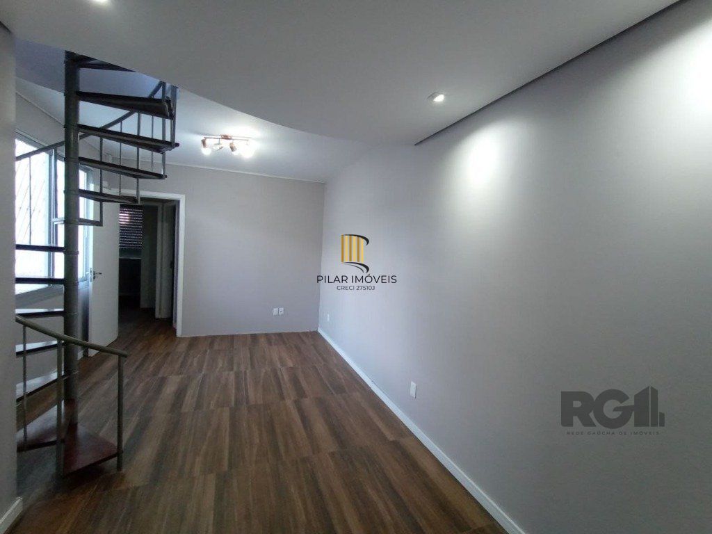 Cobertura 139m², 2 dormitórios, terraço, 2 vagas no bairro Santana