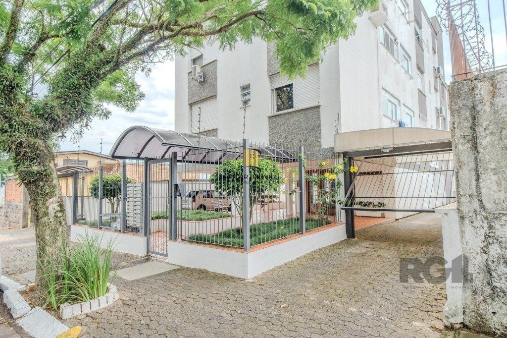Apartamento com 1 dormitório no bairro camaquã - Porto Alegre