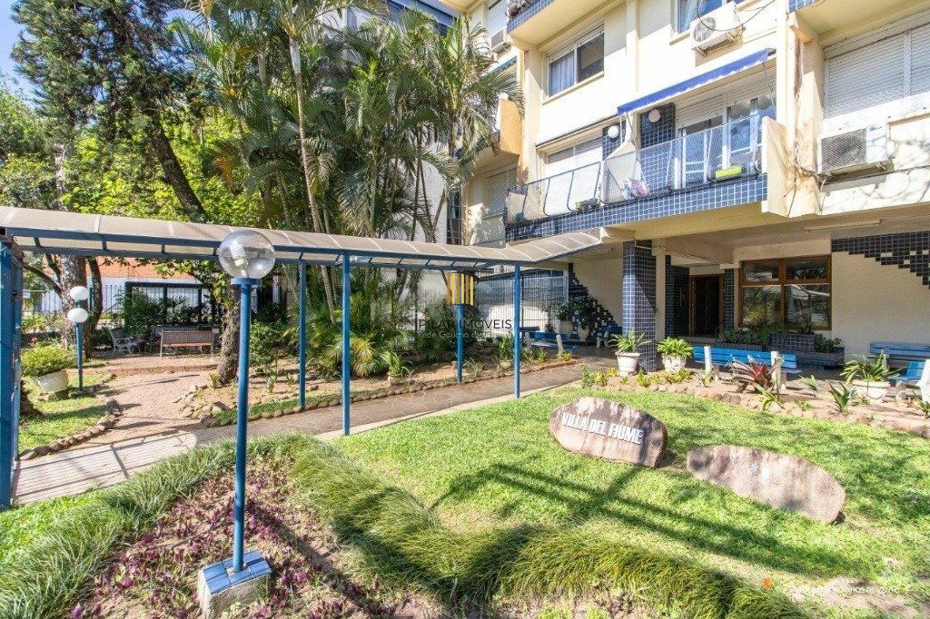 Apartamento de 77m², Bairro Menino Deus