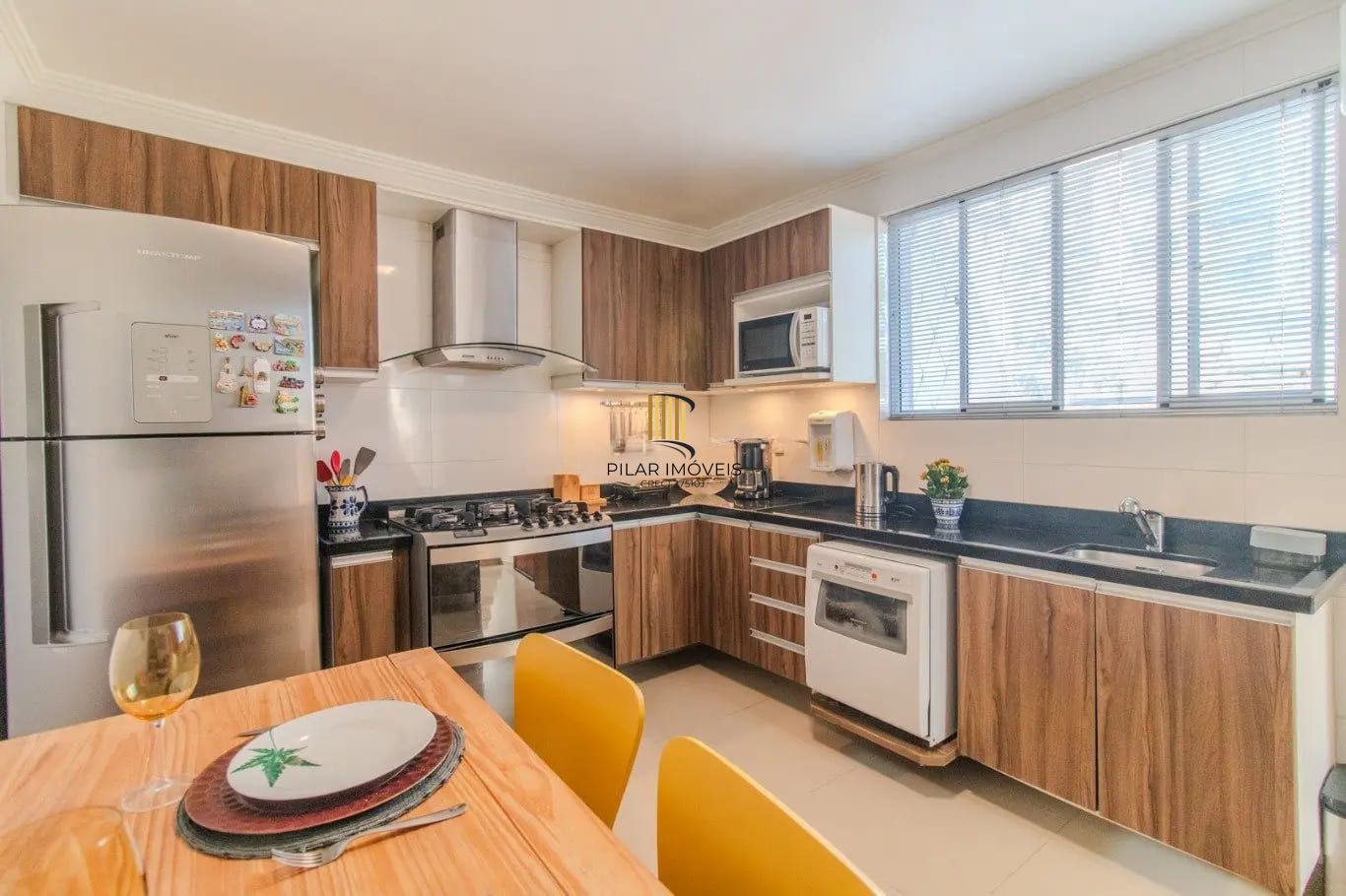 Casa de 3 dormitórios com 90m² à venda no Bairro Medianeira