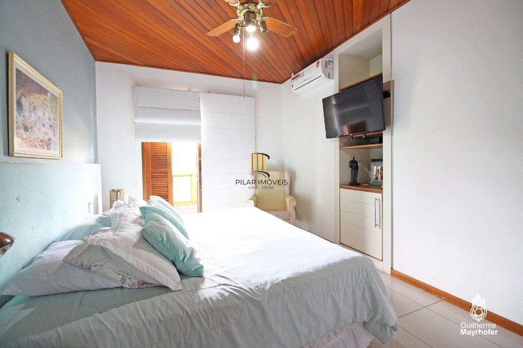 Casa para Venda - 151.36m², 3 dormitórios, sendo 1 suites, 2 vagas - Partenon
