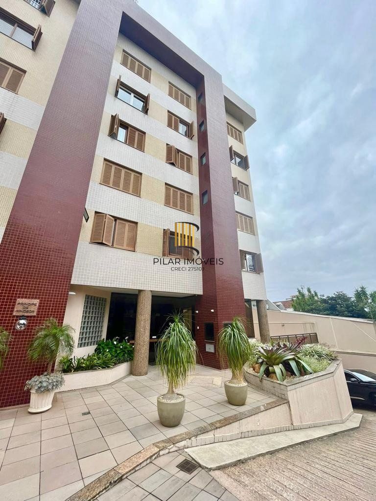 Apartamento de 4 dormitórios e 184m² à venda em Menino Deus, Porto Alegre.