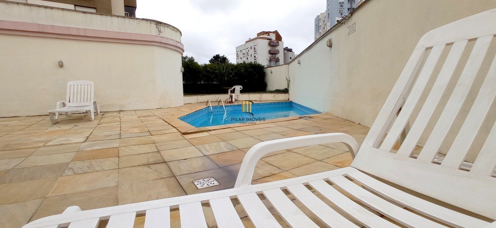 Apartamento com 2 quartos, 2 vagas e 57.37m²
