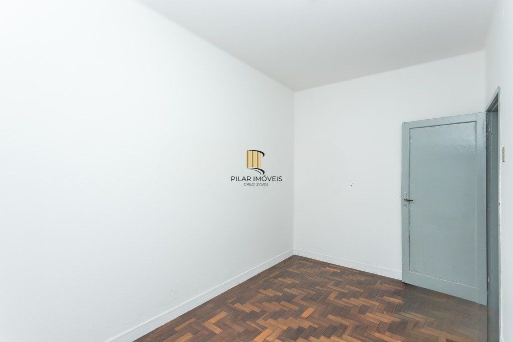 Apartamento com 2 quartos e 65m² à venda em Azenha, Porto Alegre.