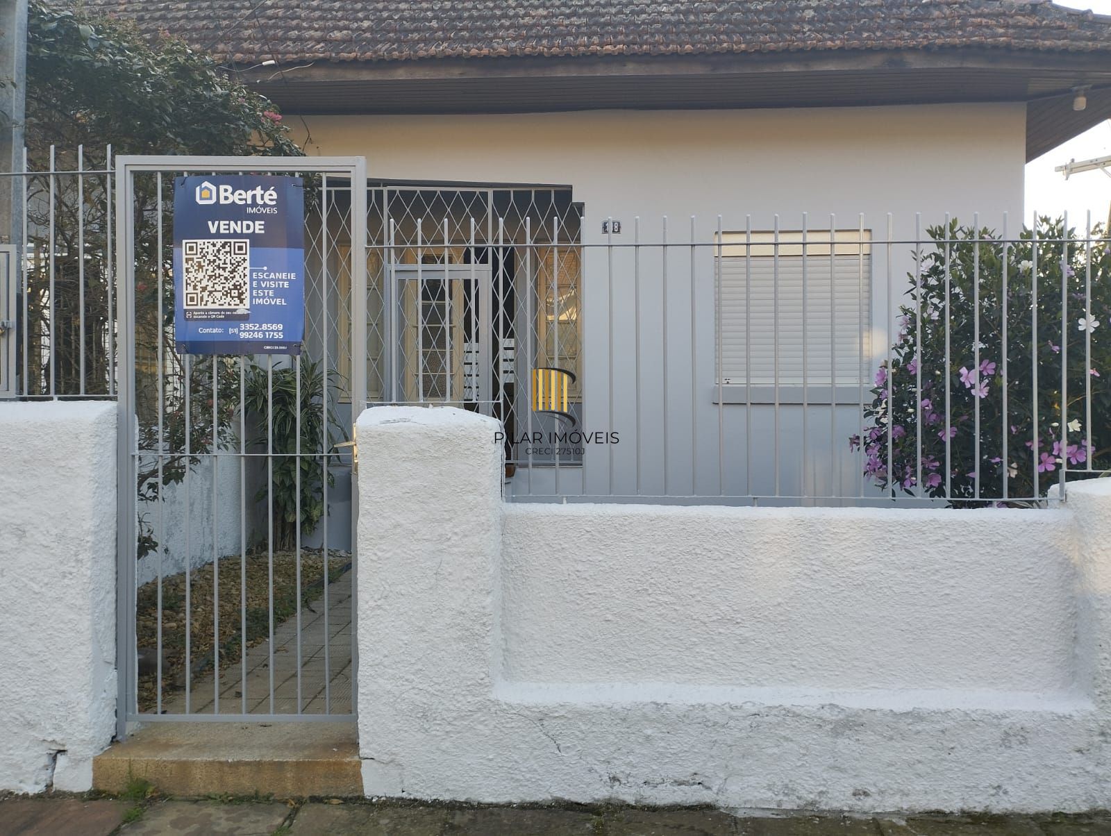 Casa 2 dormitórios no bairro Glória - Pilar Imóveis