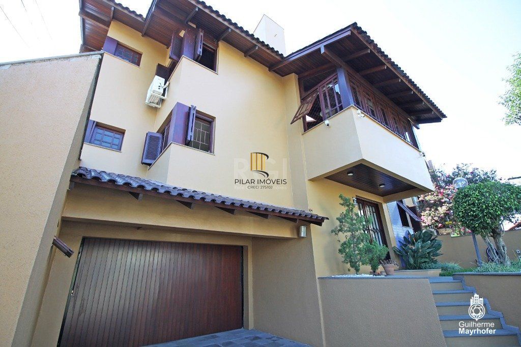 Casa para Venda - 275.72m², 4 dormitórios, sendo 3 suites, 4 vagas - Glória