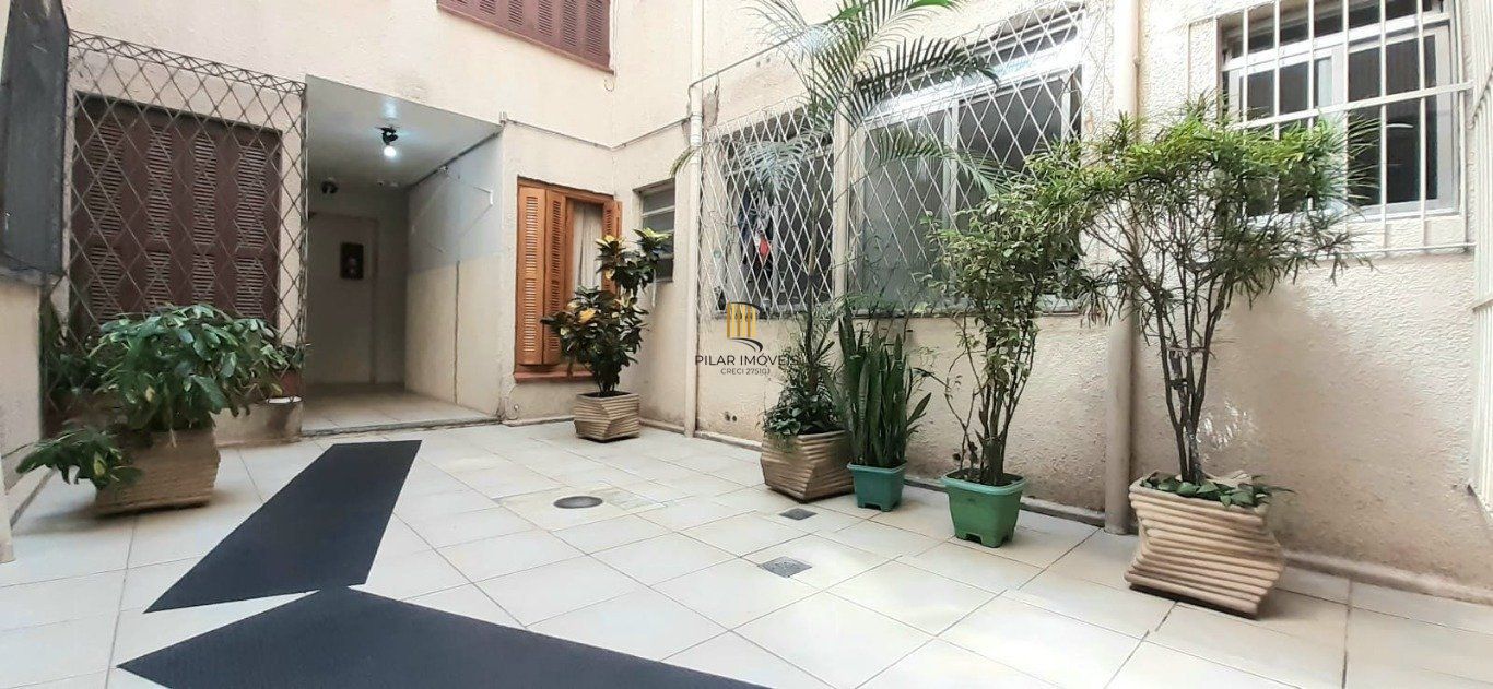 Apartamento de 2 dormitórios à venda no Bairro Menino Deus, Porto Alegre
