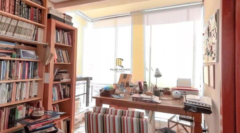 Cobertura para Venda - 189m², 4 dormitórios, sendo 2 suites, 2 vagas - Farroupilha