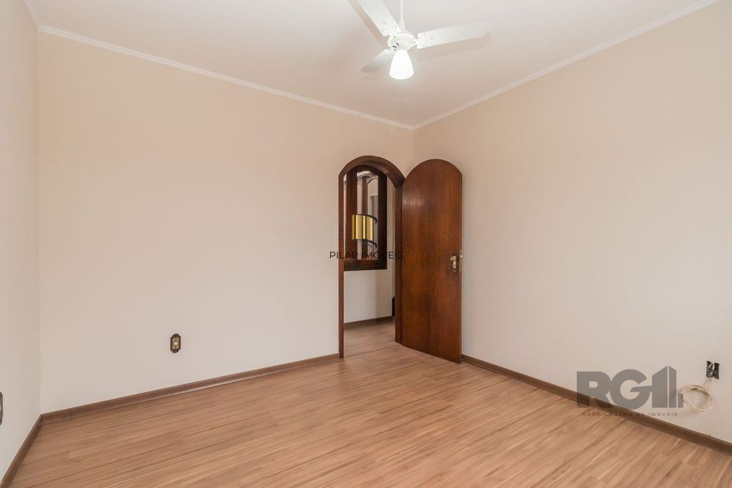 Casa com 287m², 5 dormitórios, piscina, 4 vagas no bairro Jardim Itu