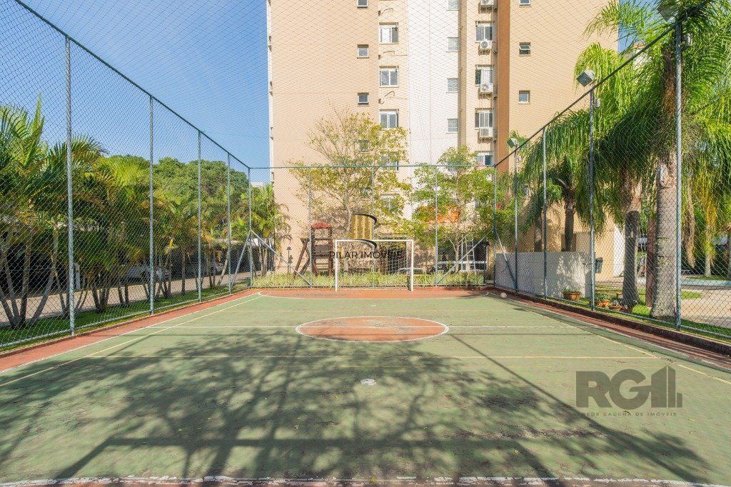 Apartamento de 2 dormitórios com 1 vaga no bairro Teresópolis