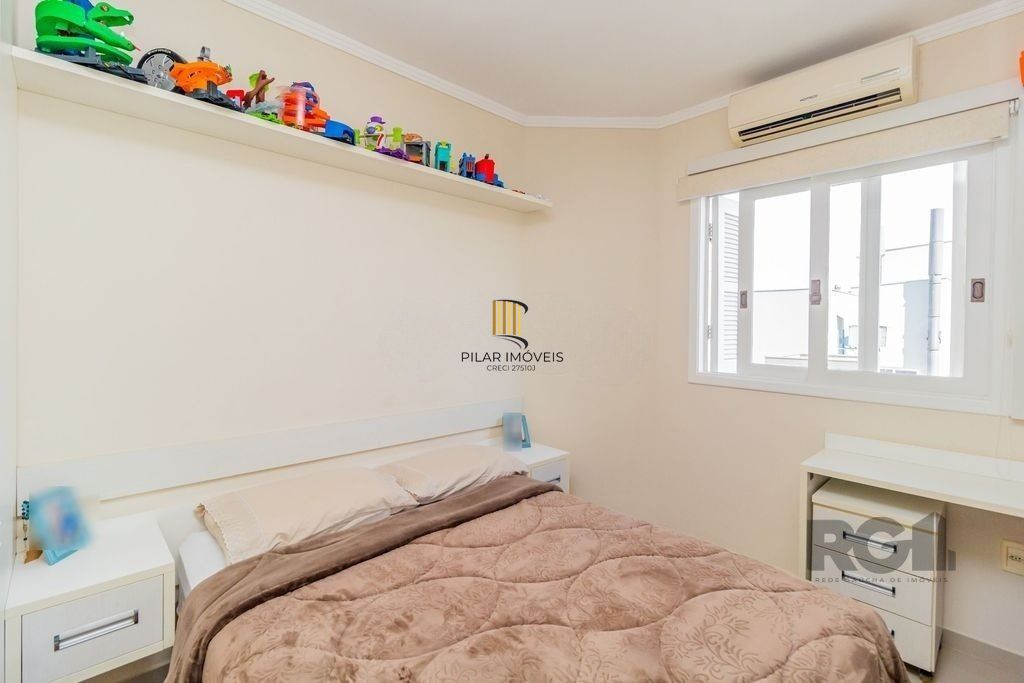 Excelente casa de 142,23m² em condomínio fechado.