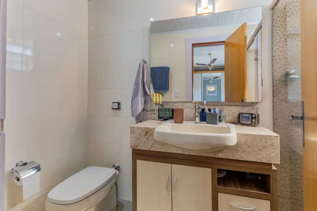 Apartamento de 3 dormitórios à venda em Petrópolis - Porto Alegre