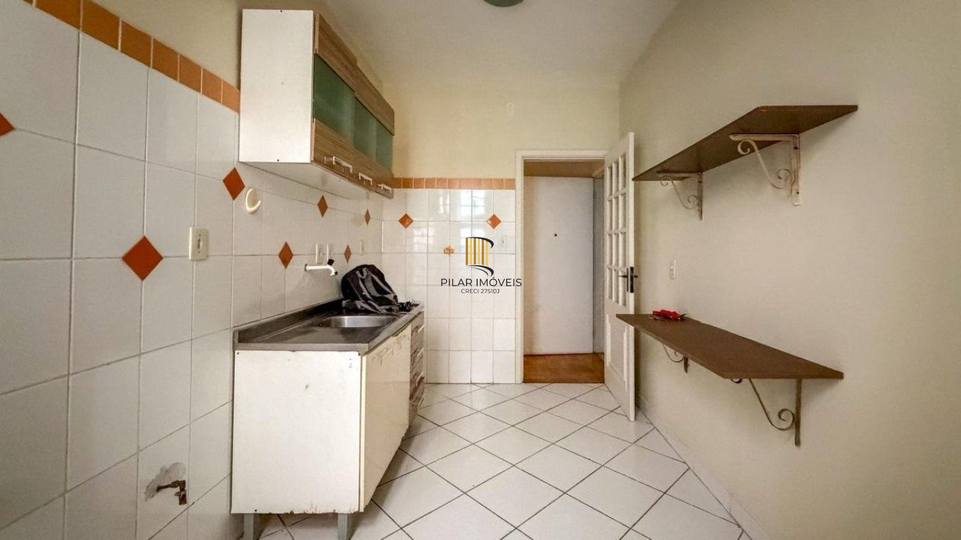 Apartamento com 2 quartos e 77m² à venda em Bom Fim, Porto Alegre. Rua Tomaz Flores, Bom Fim, Porto Alegre