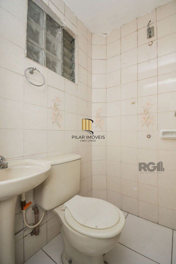 Casa com 5 dormitórios no bairro Jardim Sabará