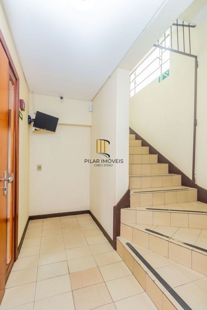 Apartamento de 2 dormitórios no bairro São Geraldo - Porto Alegre