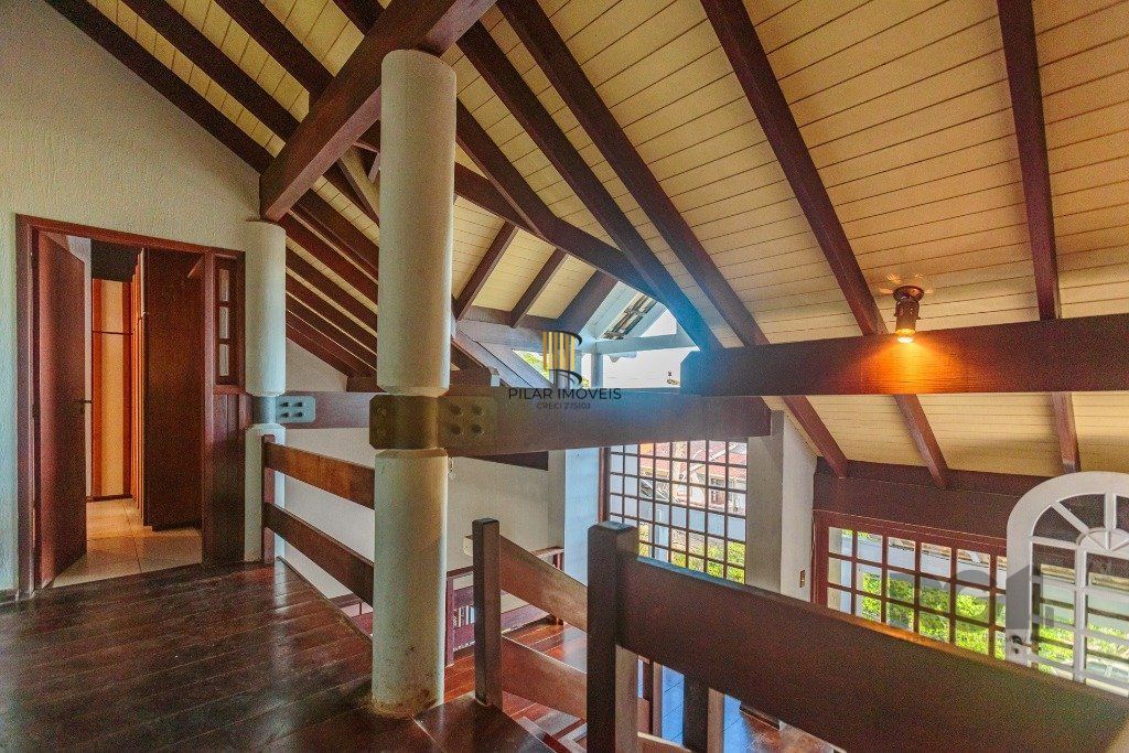 Casa 3 dormitórios no bairro Nonoai