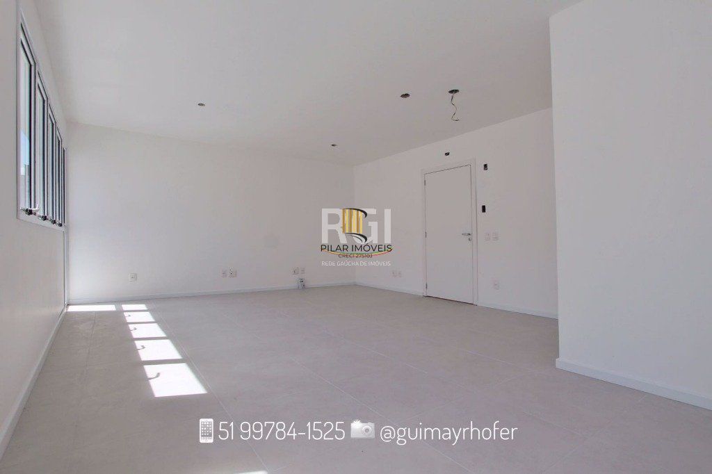Conjunto/Sala para Venda - 47m², 0 dormitórios, 1 vaga - Menino Deus