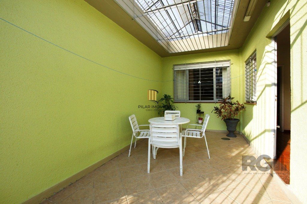 Casa 3 dormitórios no bairro Jardim  Botânico
