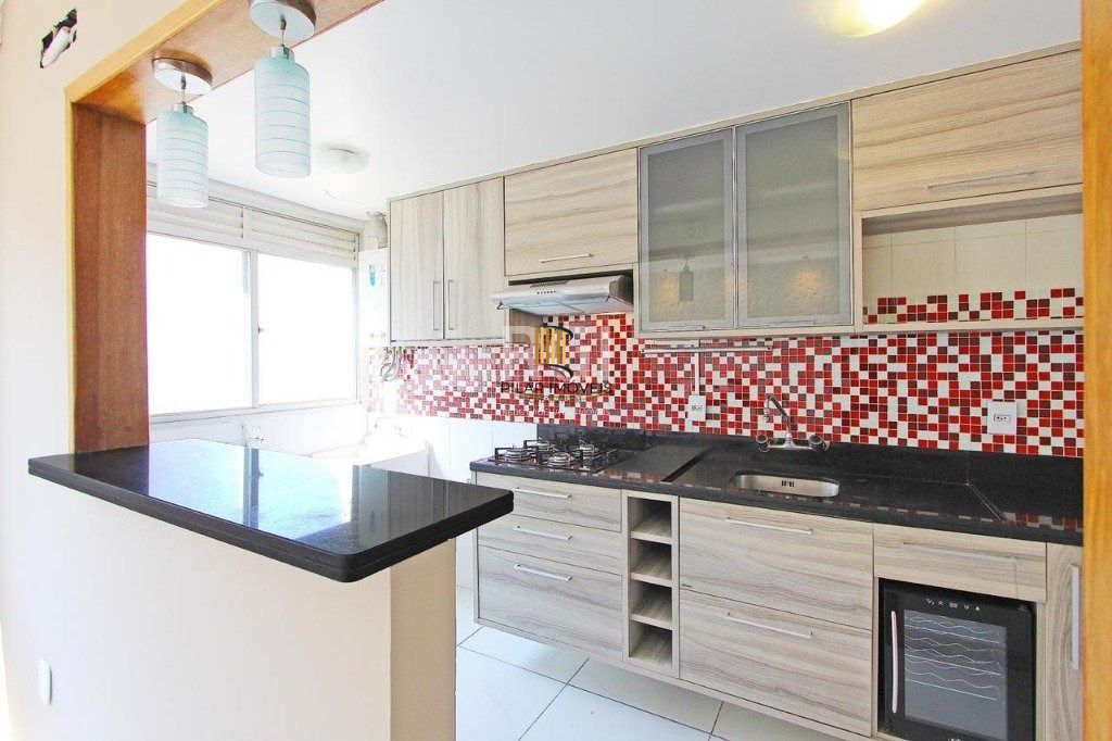 Apartamento 2 dormitórios no bairro Glória