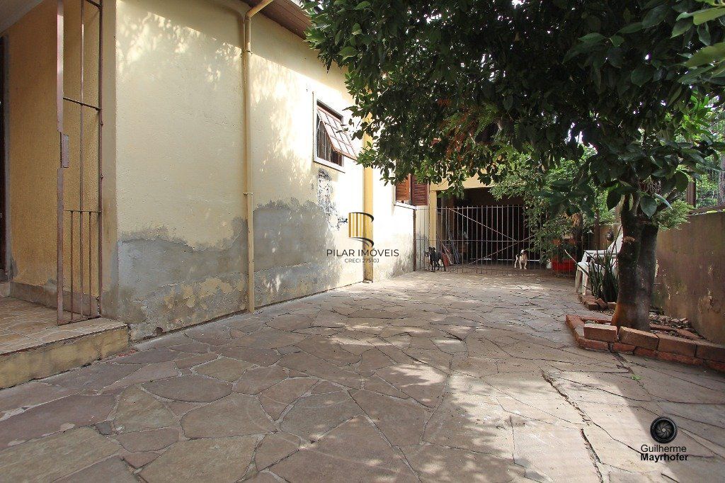 Casa para Venda - 150m², 2 dormitórios, 2 vagas - Nonoai