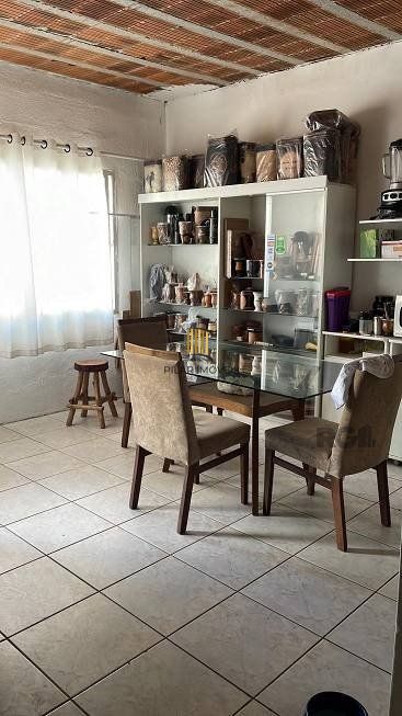 Casa 94m² - 2 dormitórios, 1 vaga no bairro Jardim Botânico