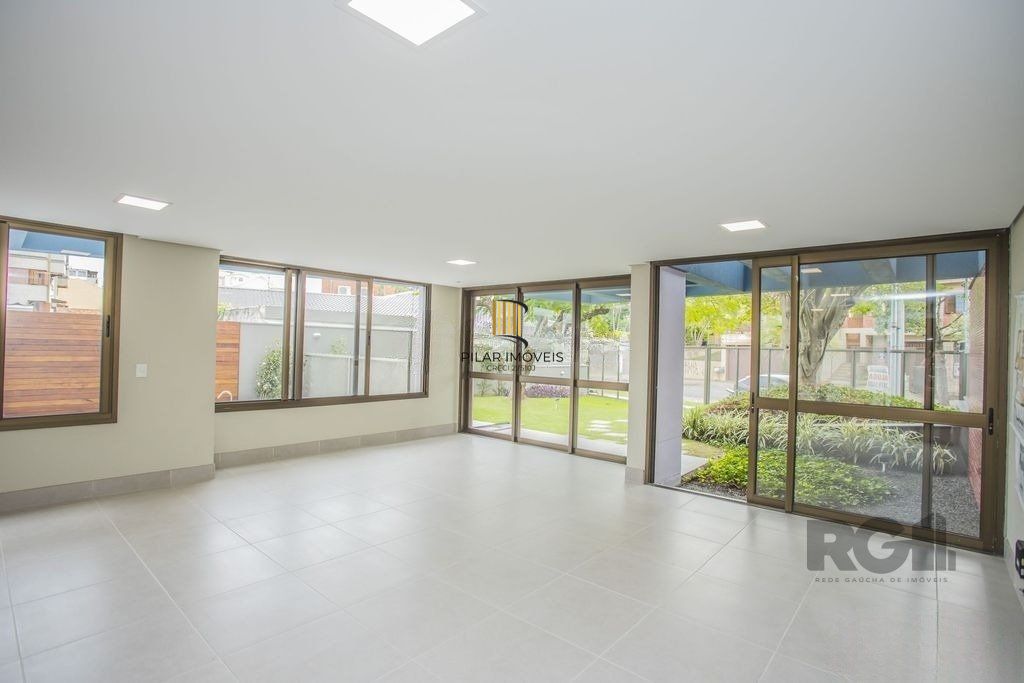 Apartamento 62m² - 2 dormitórios sendo 1 suíte, churrasqueira e 1 vaga de garagem no Jardim do Salso