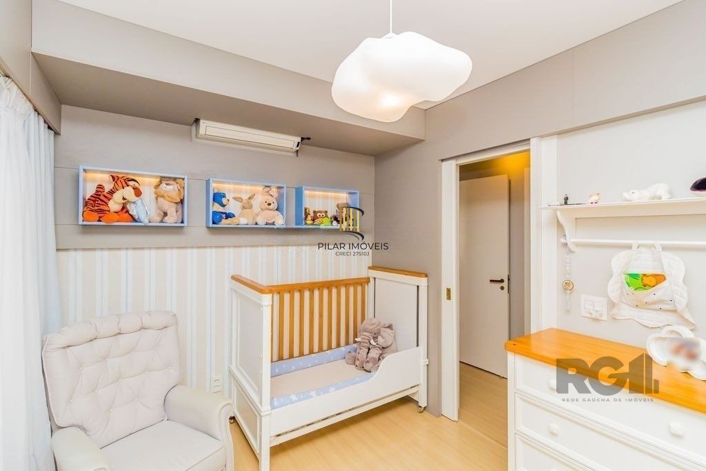 Excelente cobertura de 182m² com 3 dormitórios e 2 vagas.
