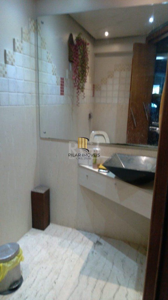 Casa 2 dormitórios no bairro Teresópolis