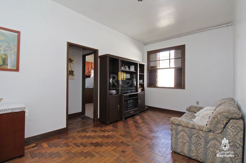 Casa para Venda - 212m², 3 dormitórios, 2 vagas - Medianeira