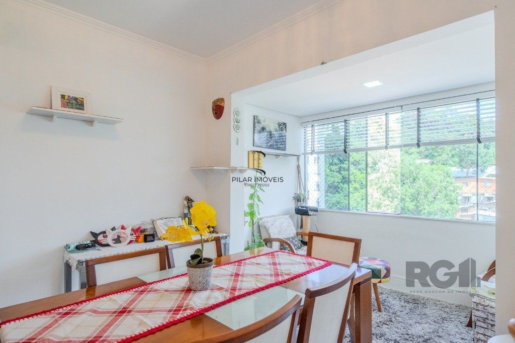 Apartamento de 2 dormitórios no bairro Teresópolis