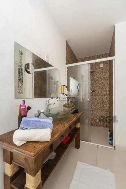 Casa 287m² - 3 suítes, 4 vagas no bairro Ipanema