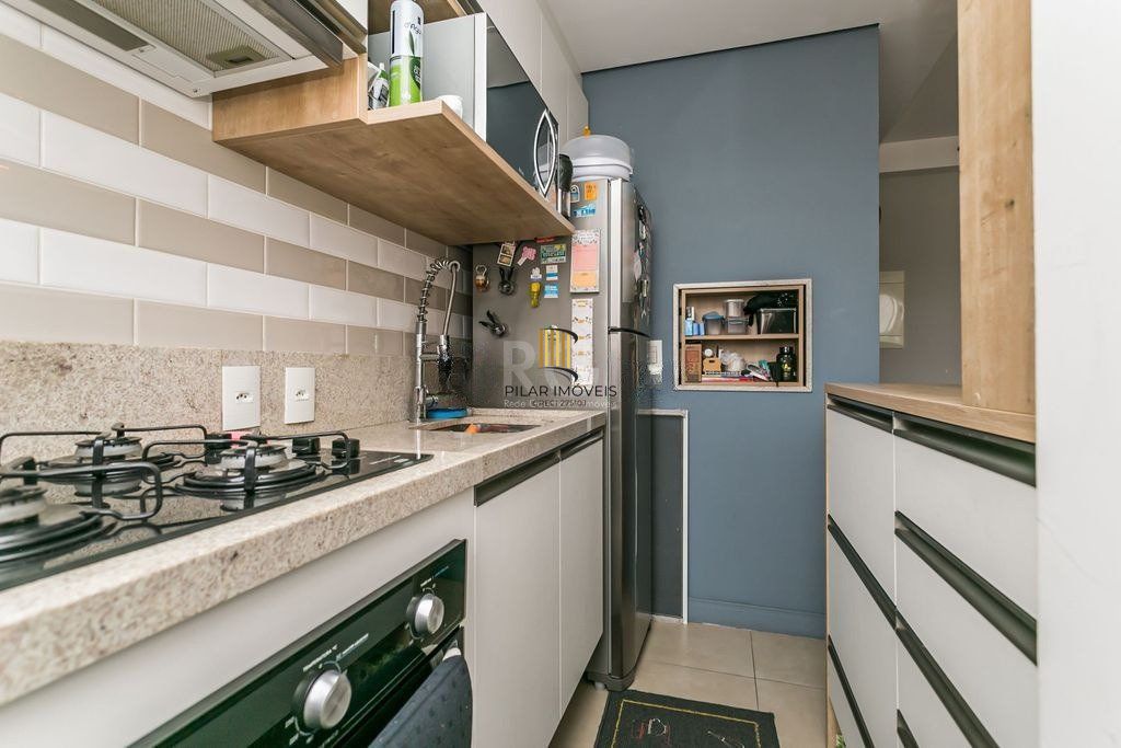 Apartamento de 2 dormitórios, 1 suíte e 1 vaga de garagem no bairro Medianeira