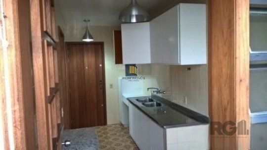 Apartamento 3 dormitórios no bairro Menino Deus