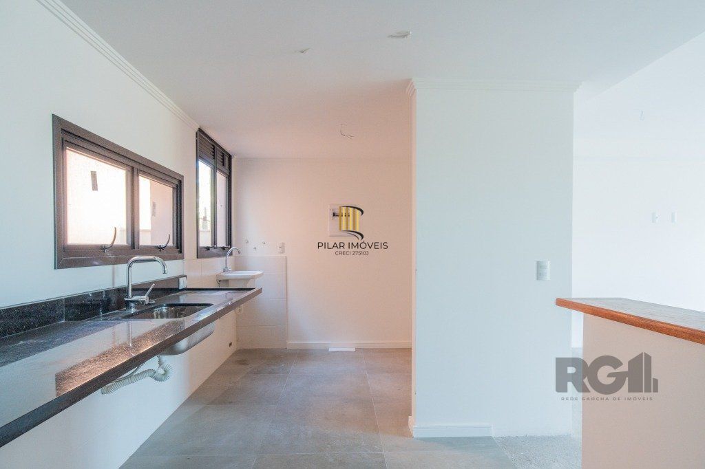 Apartamento Garden de 136,66m² com 3 dormitórios e 2 vagas no bairro Nonoai!